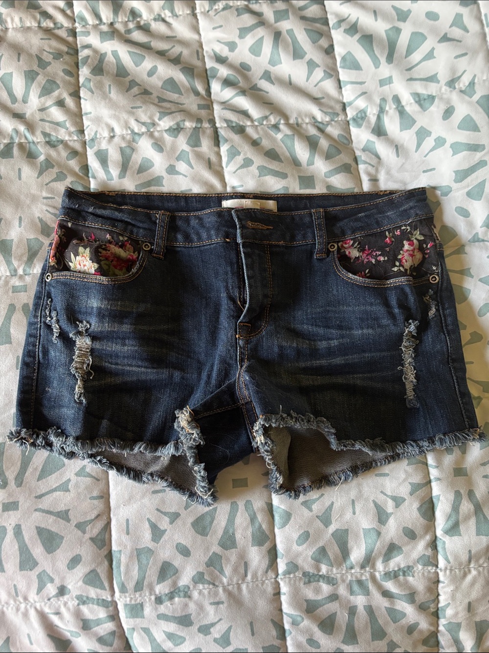 Dark Wash Floral-Trim Denim Shorts - Women
